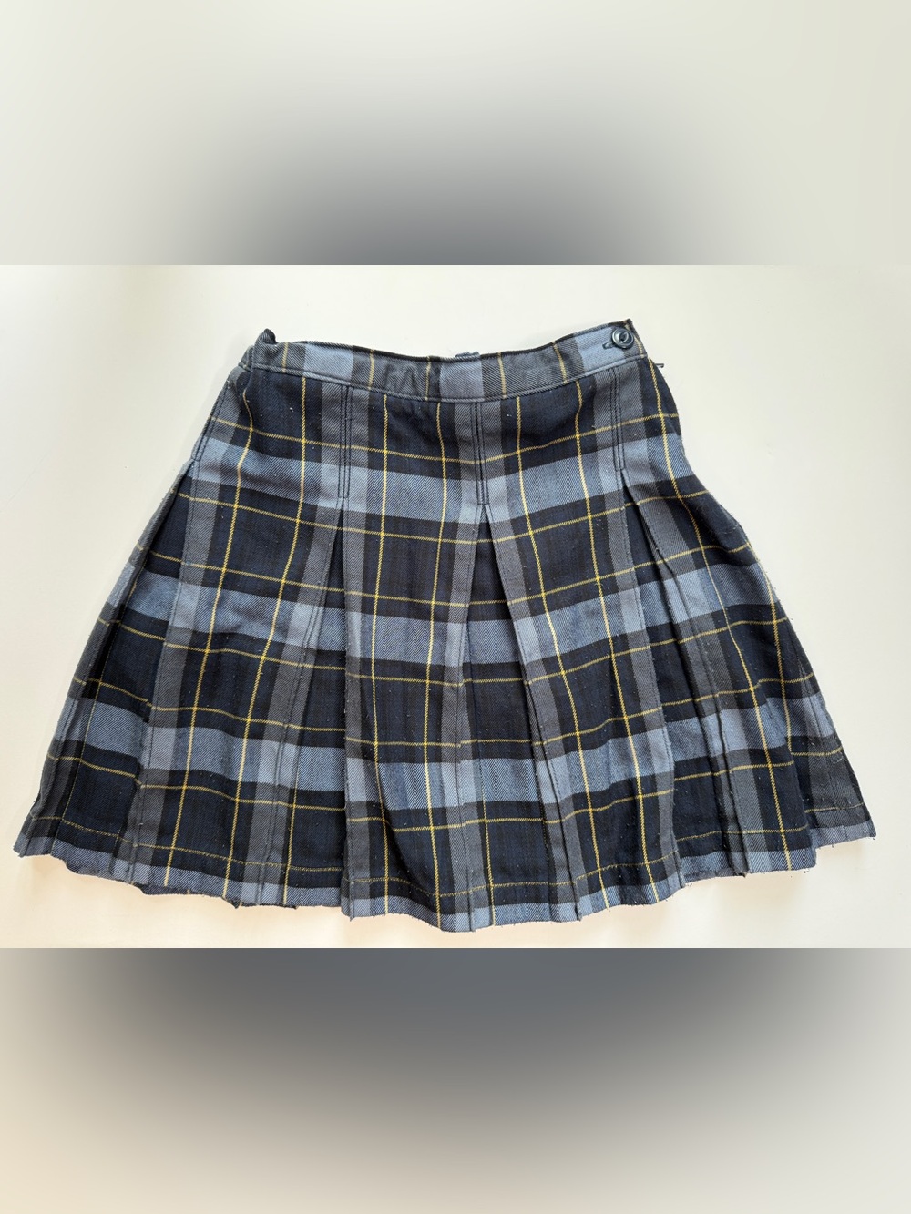 Land’s End Girls Pleated Plaid School Uniform Adjustable Waistband Skirt  8